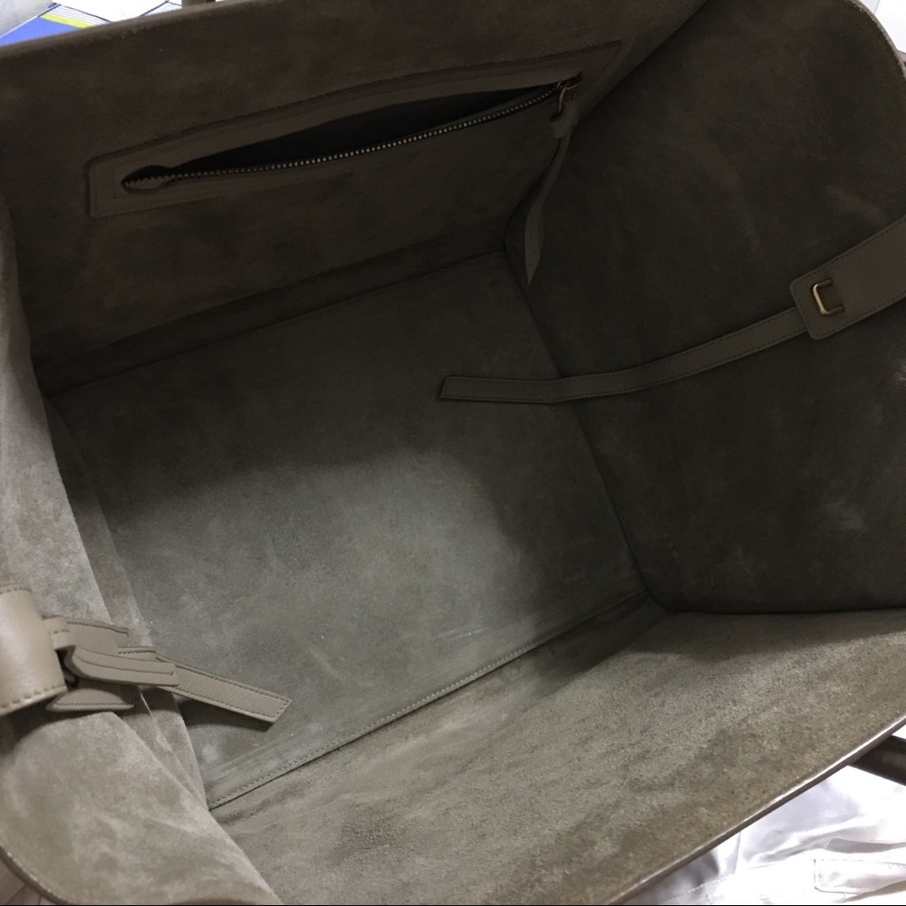 BRAND NEW Celine phantom - Picture 4 of 9